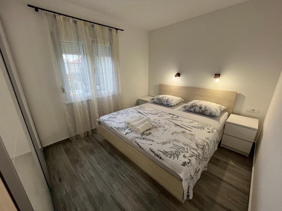 Apartamento Ante'S Split Exterior foto